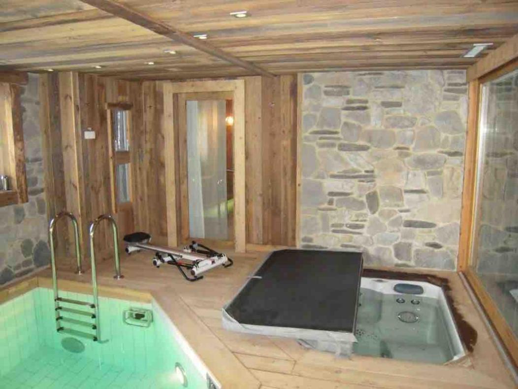 Chalet Javen - 520M2 Avec Piscine Chauffee Et Home Cinema メジェーヴ エクステリア 写真